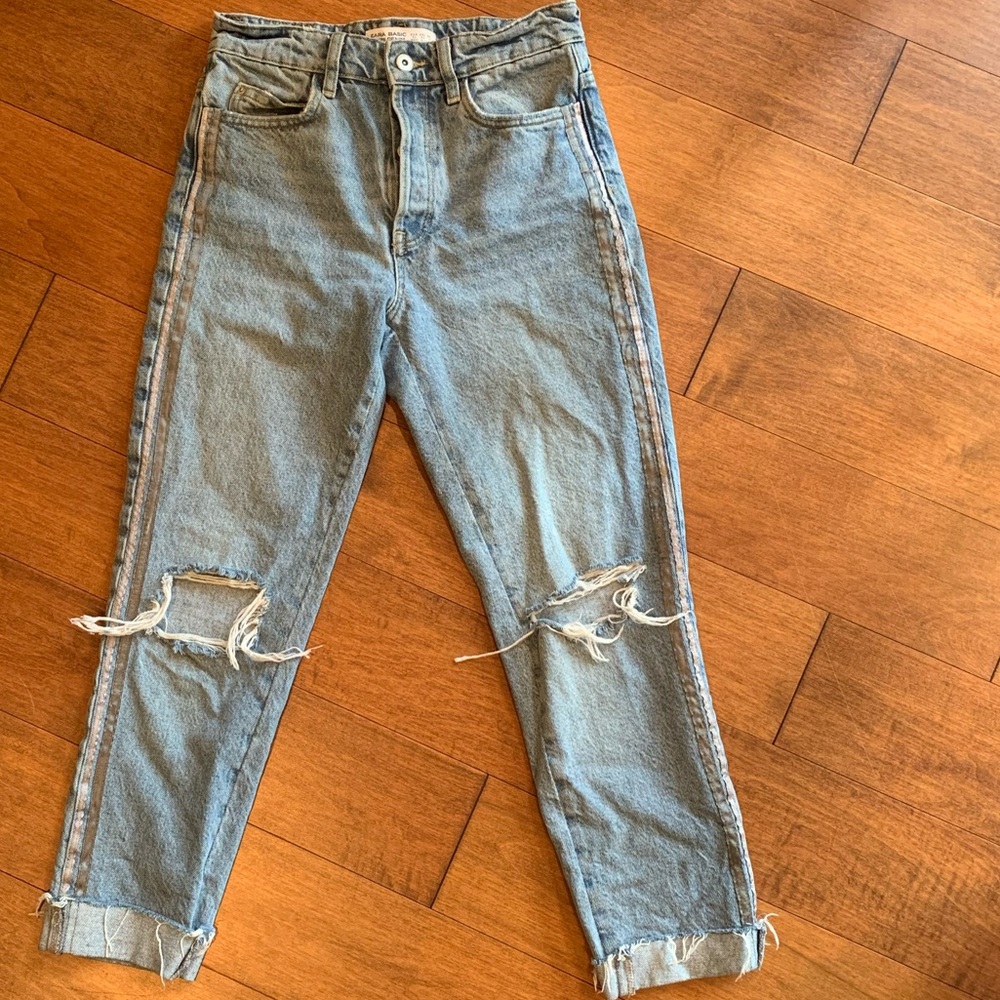 Distressed Zara jeans w/ side ribbon detail